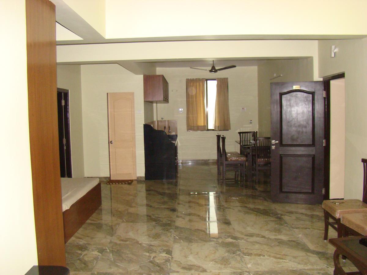 מלון אליבג Hira Laxmi Residency מראה חיצוני תמונה